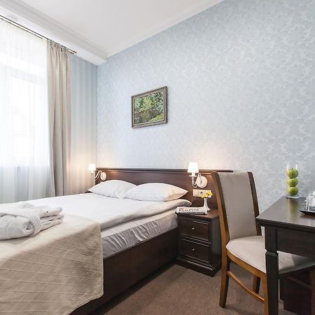 West Park Hotel Sofiivska Borshchahivka Экстерьер фото