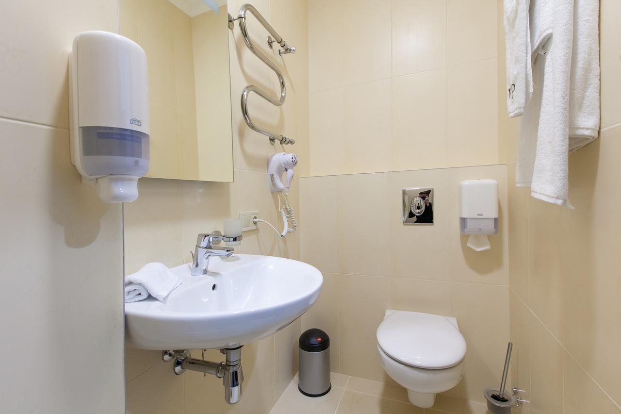 West Park Hotel Sofiivska Borshchahivka Экстерьер фото