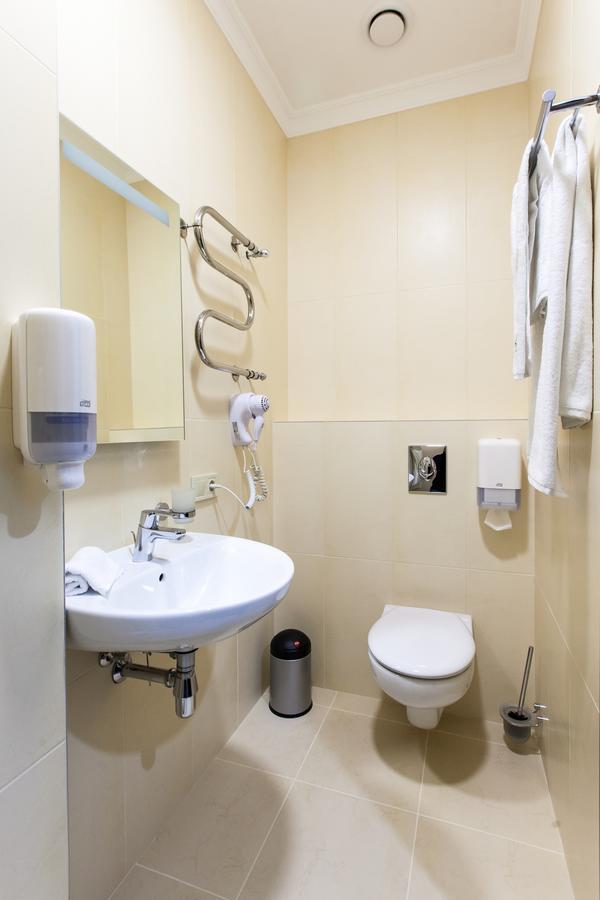 West Park Hotel Sofiivska Borshchahivka Экстерьер фото