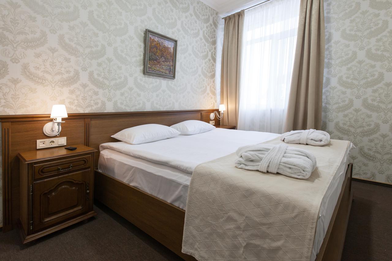 West Park Hotel Sofiivska Borshchahivka Экстерьер фото