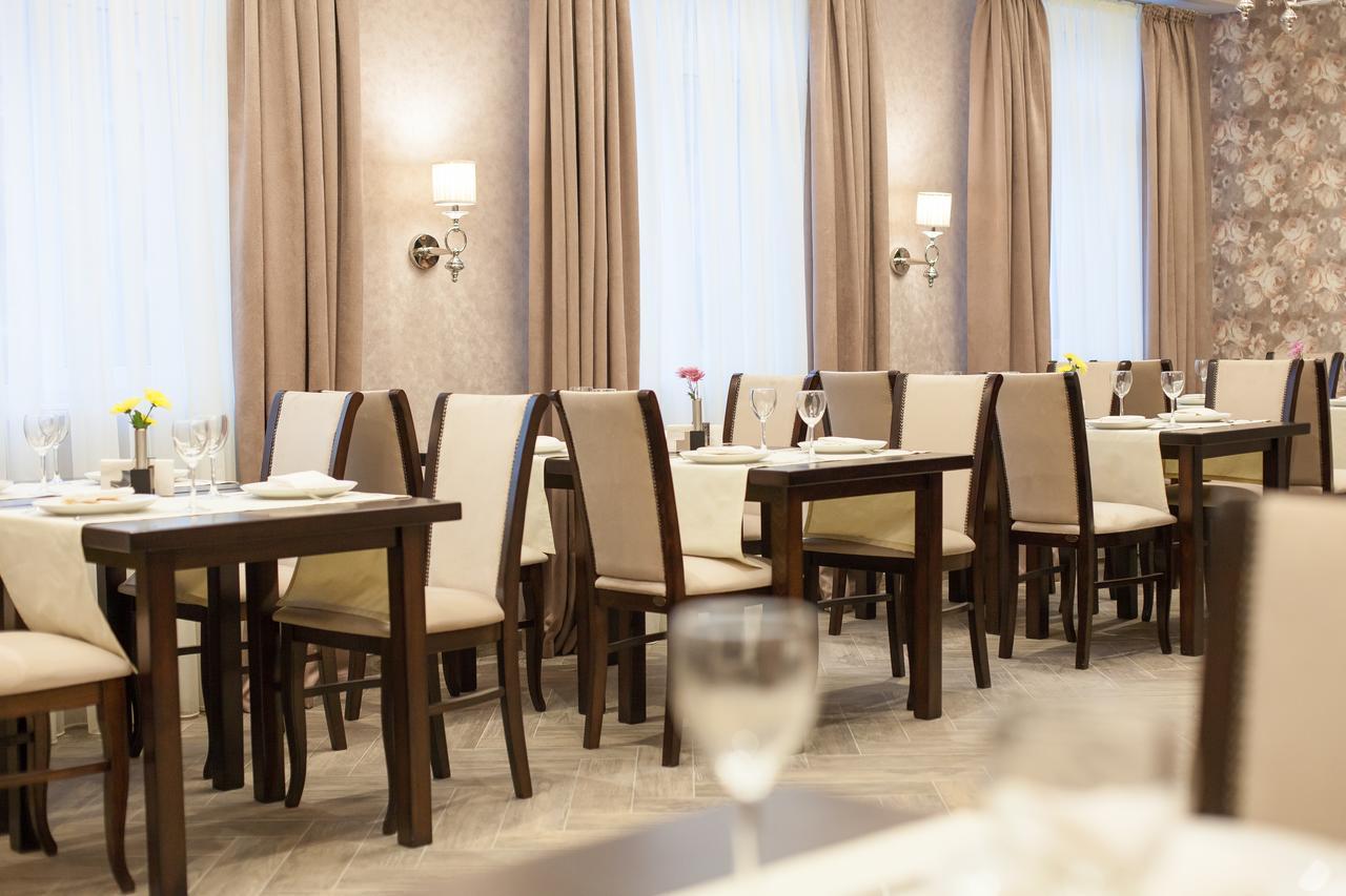 West Park Hotel Sofiivska Borshchahivka Экстерьер фото