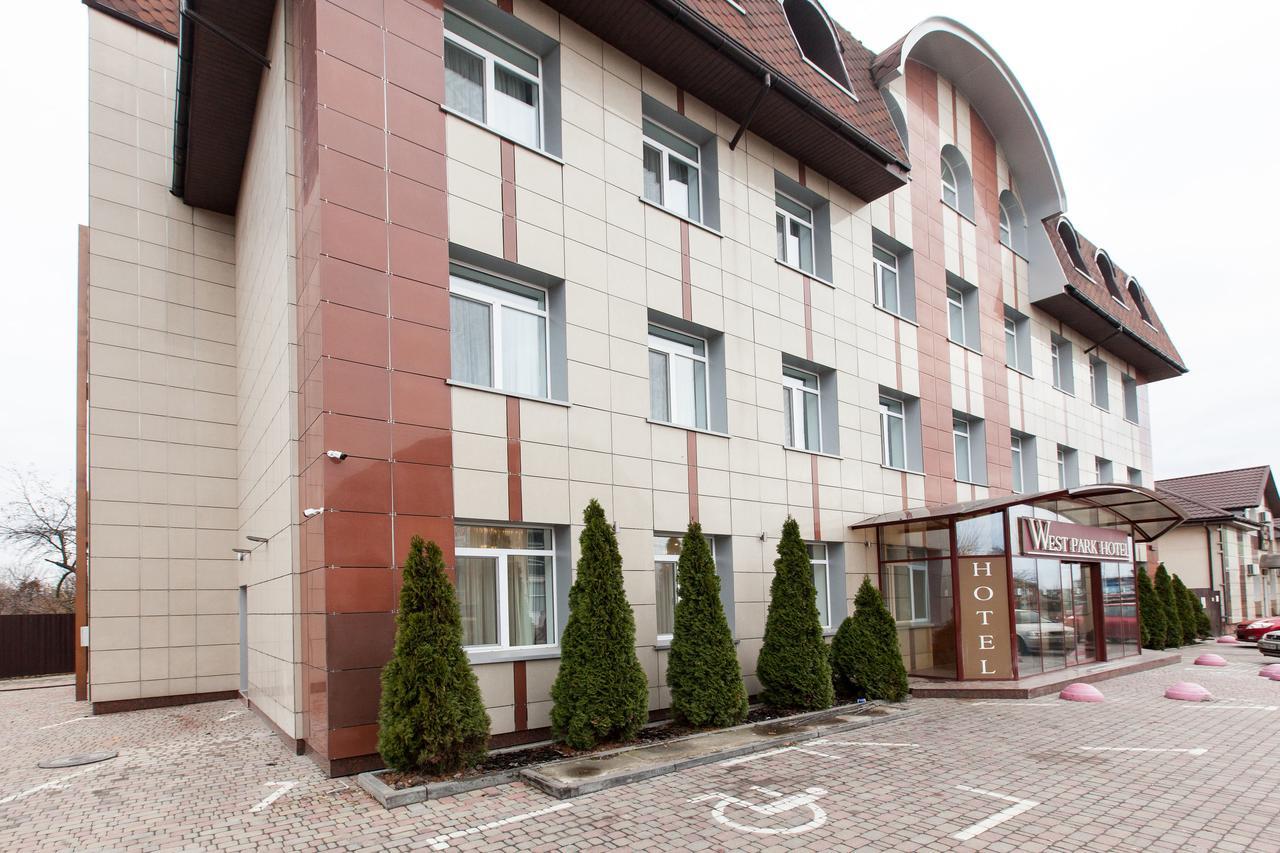 West Park Hotel Sofiivska Borshchahivka Экстерьер фото