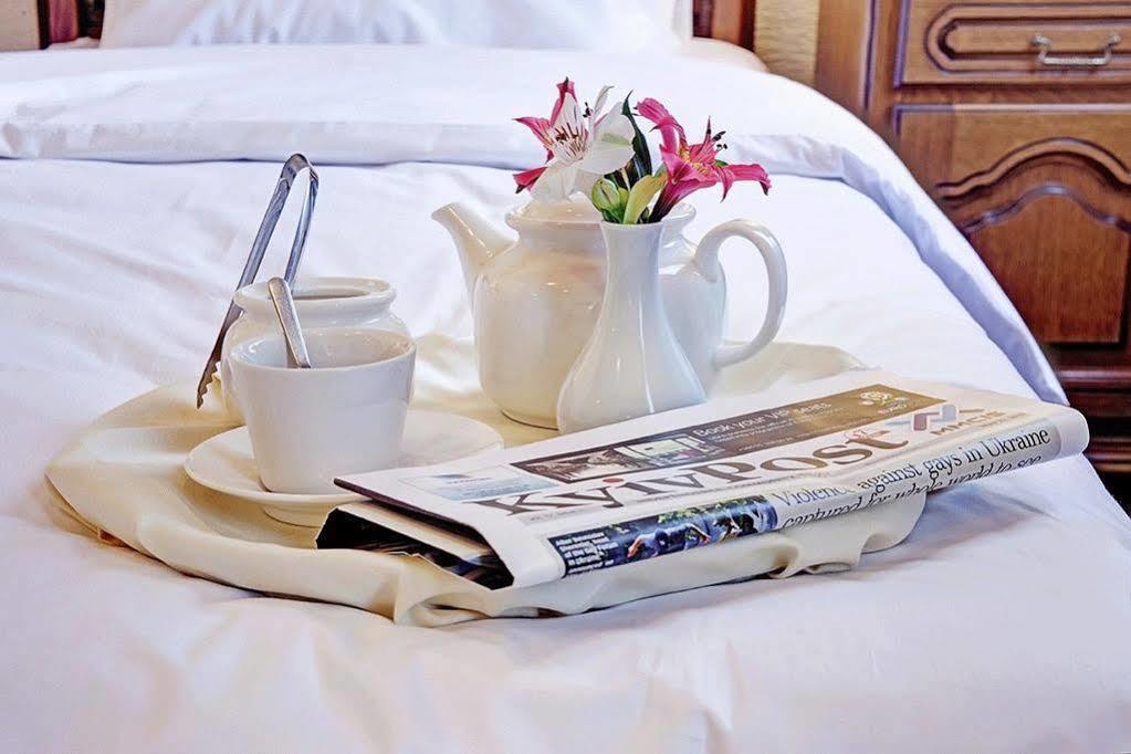 West Park Hotel Sofiivska Borshchahivka Экстерьер фото